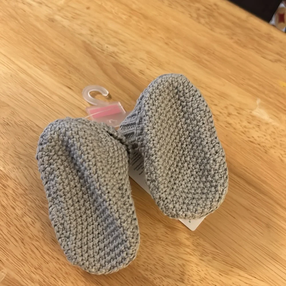 Carters newborn crochet bear shoes